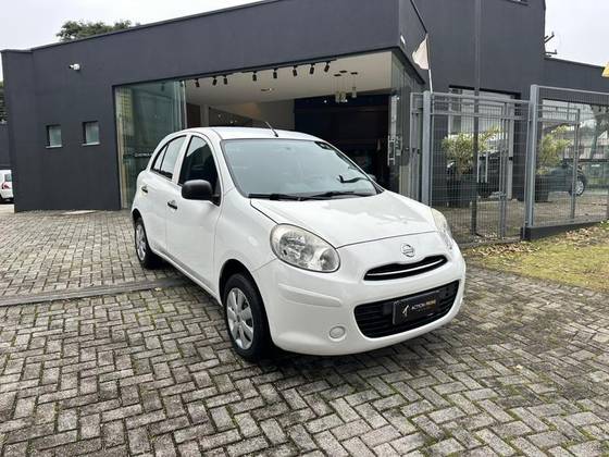 NISSAN MARCH 1.0 16V FLEX 4P MANUAL NISSAN MARCH 1.0 16V FLEX 4P MANUAL